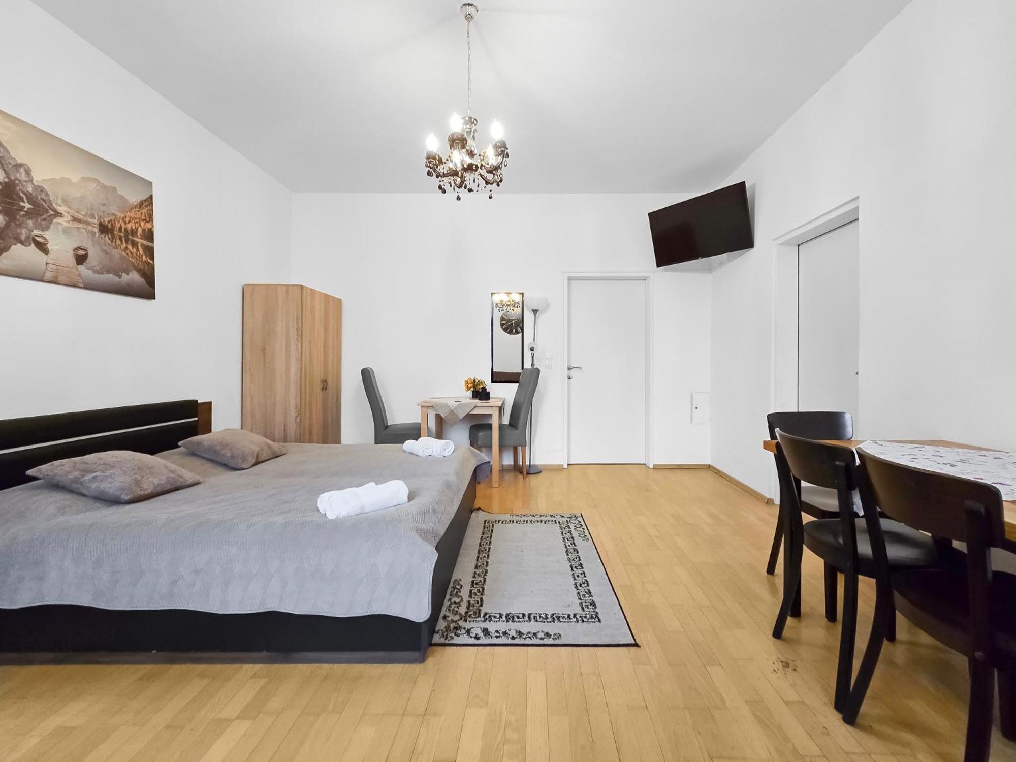 Three King-Size Beds, Three Bedrooms 비엔나 외부 사진