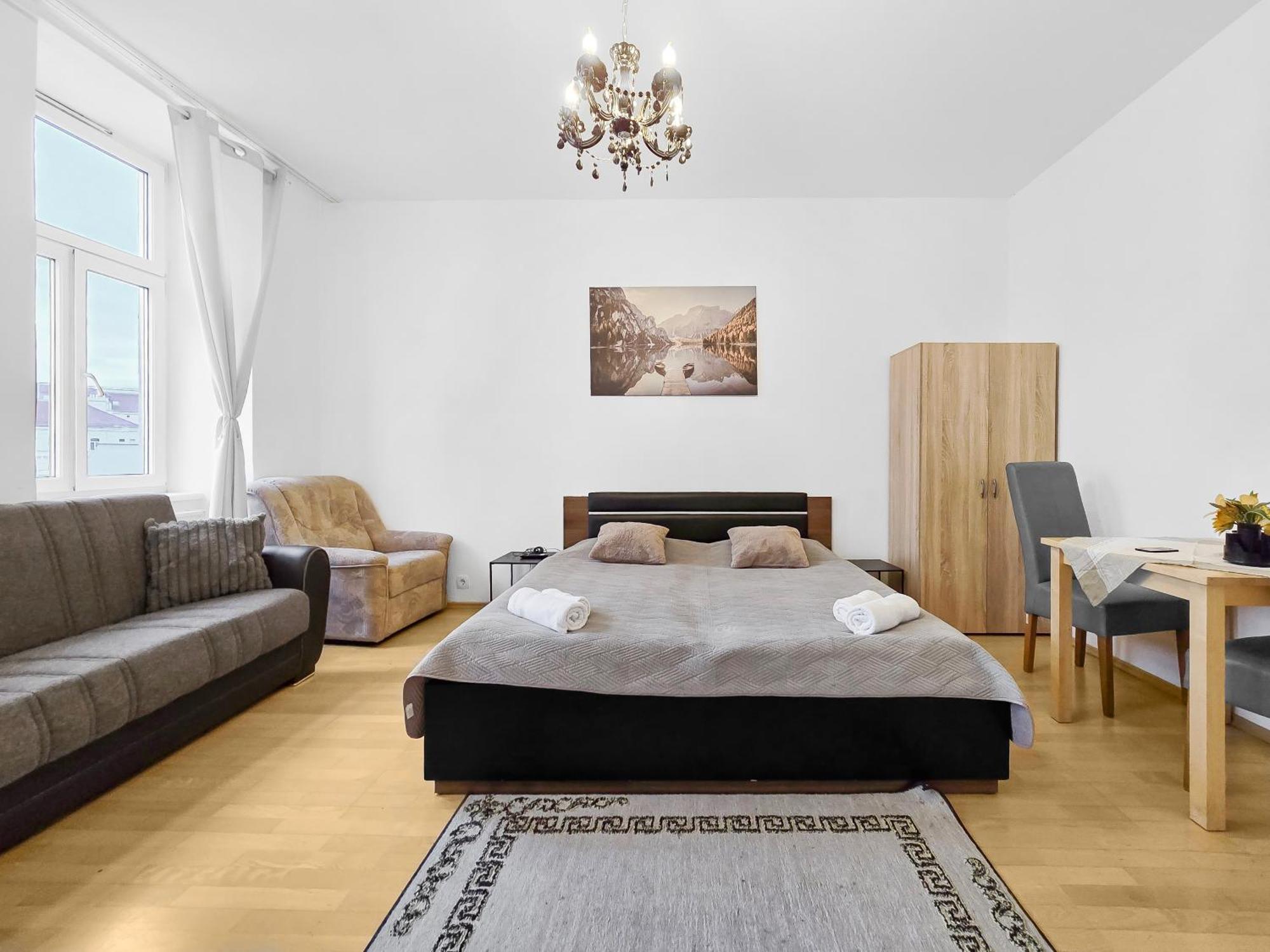 Three King-Size Beds, Three Bedrooms 비엔나 외부 사진