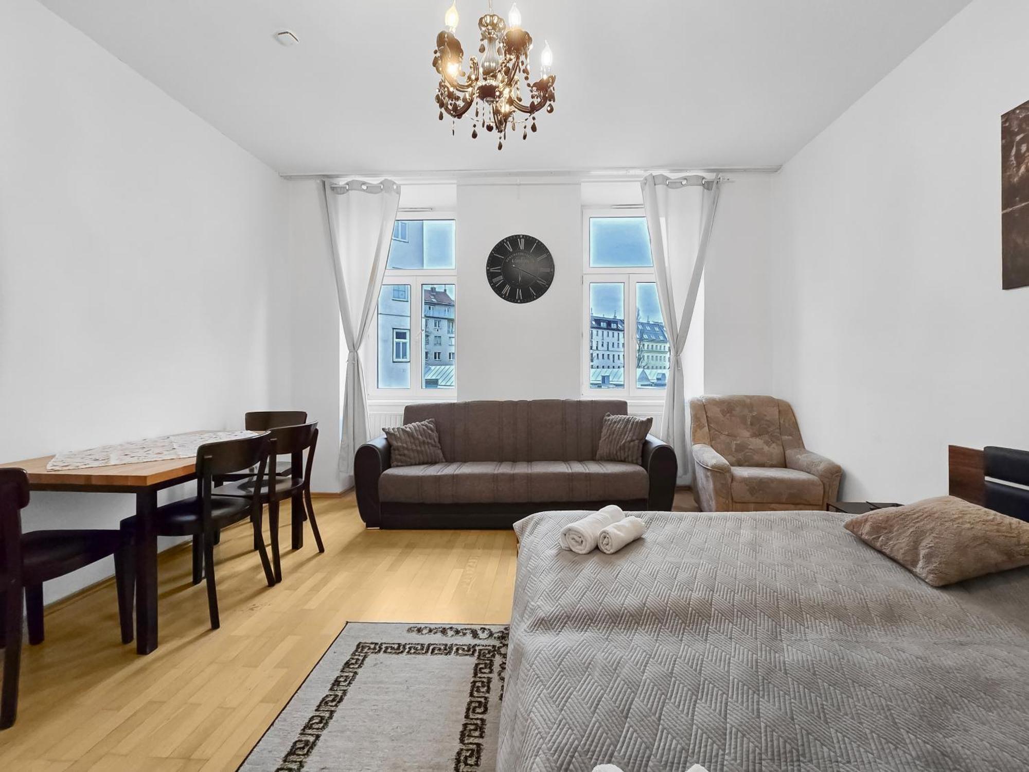 Three King-Size Beds, Three Bedrooms 비엔나 외부 사진