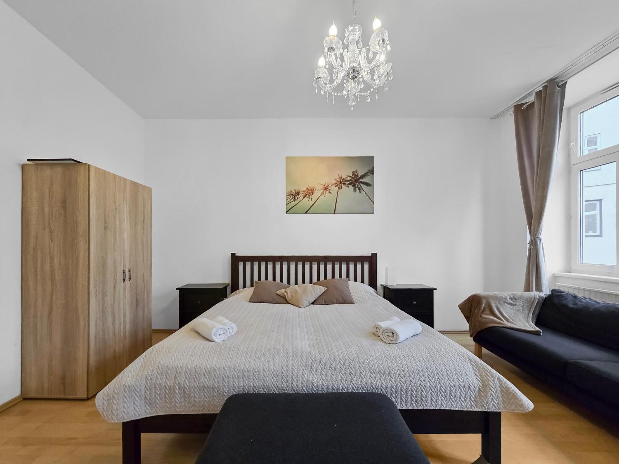 Three King-Size Beds, Three Bedrooms 비엔나 외부 사진